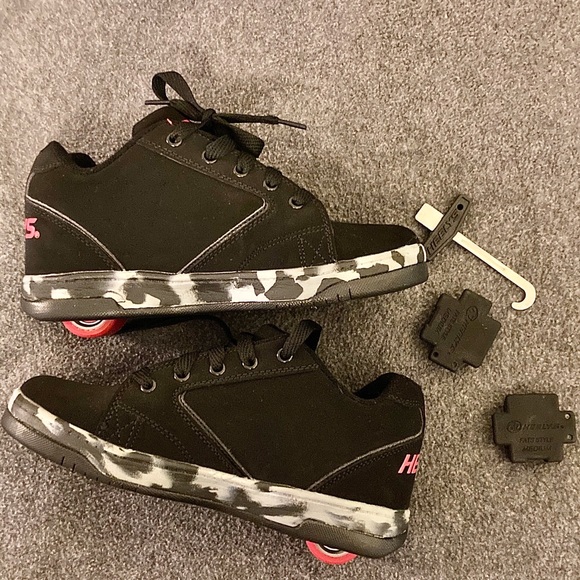 🎄🎄 Heelys boys girls 5 youth new w/ TOOLS bnwot! - Picture 4 of 5
